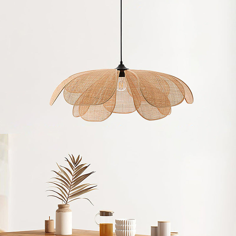 Rattan petal pendant lamp
