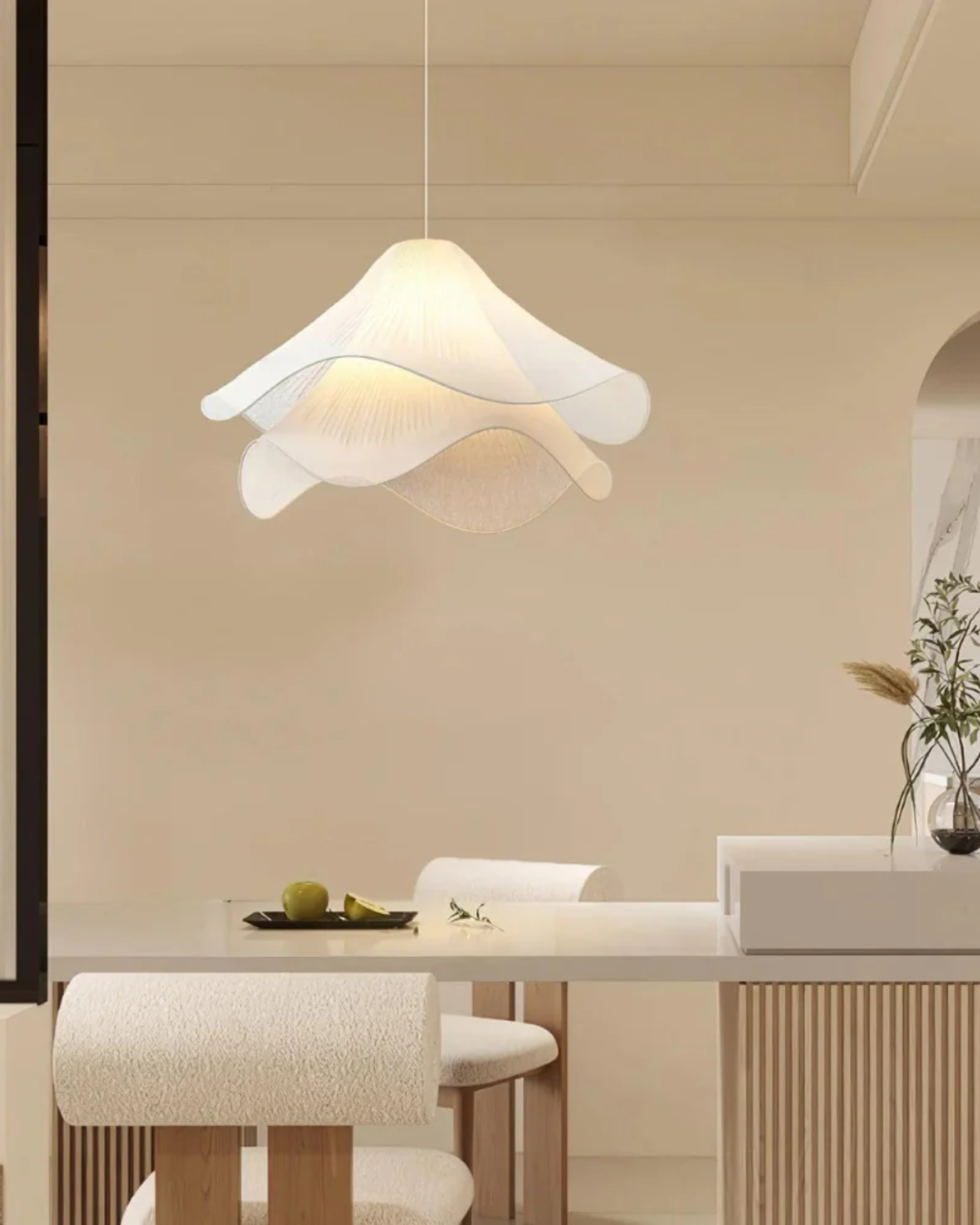 Ethereal Flower Pendant Lamp
