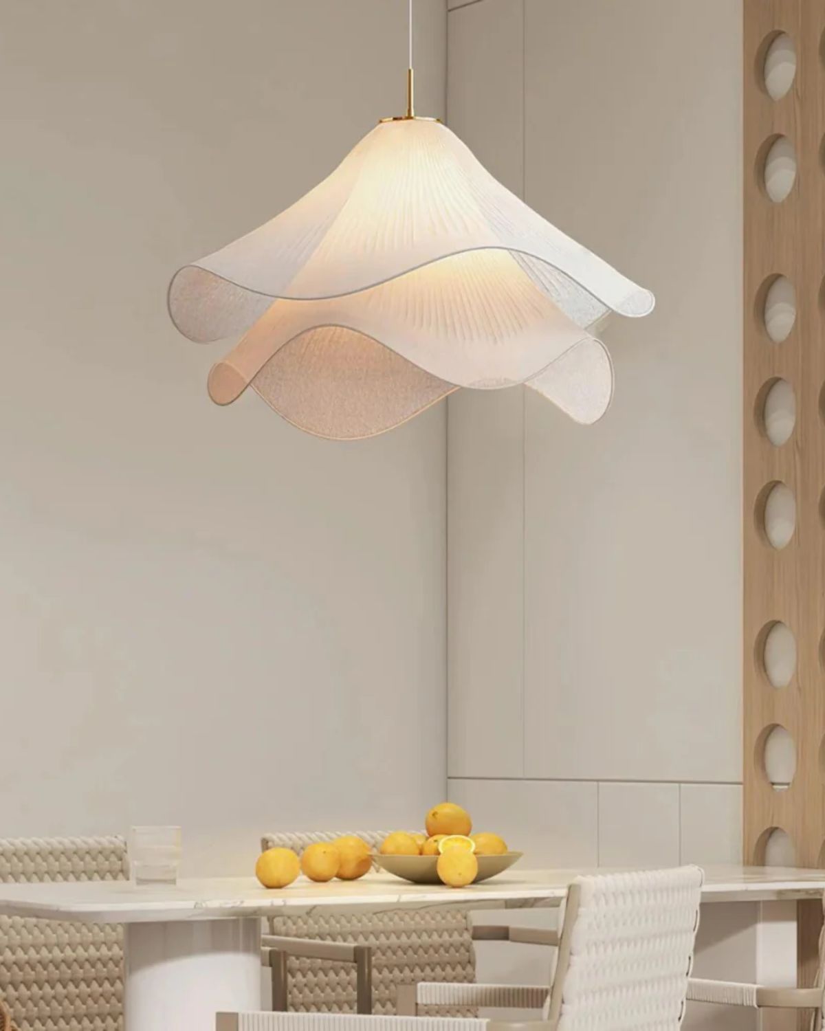 Ethereal Flower Pendant Lamp