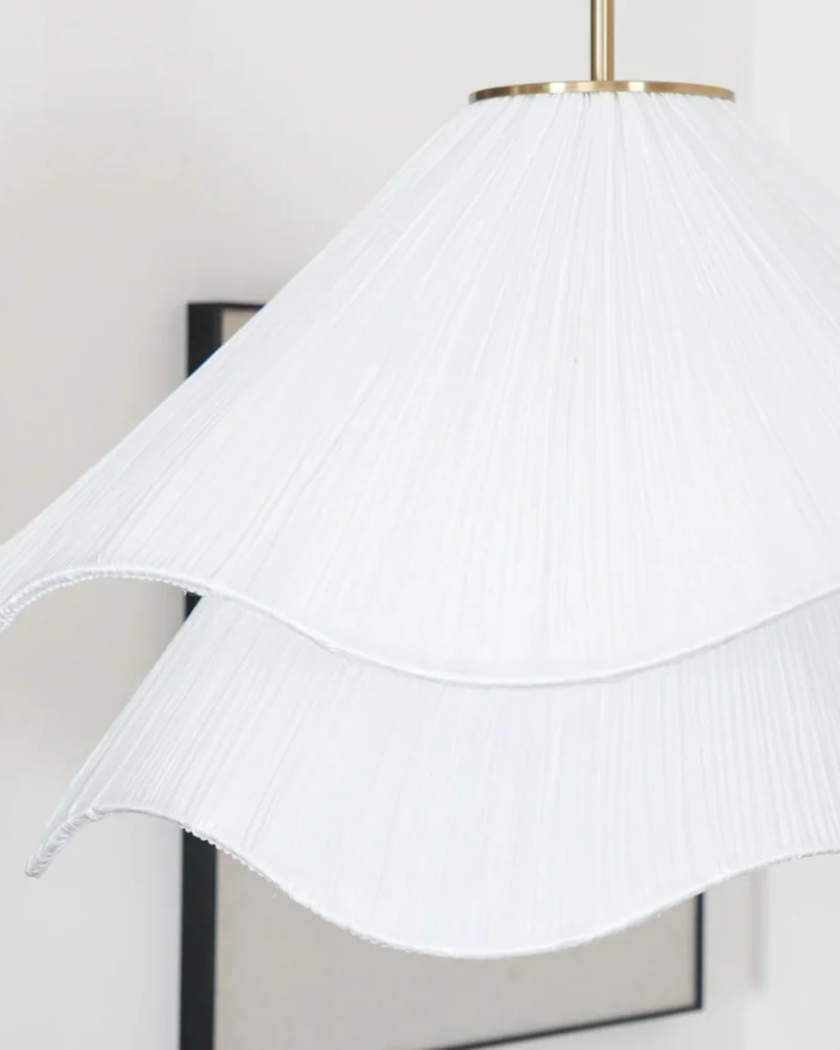 Ethereal Flower Pendant Lamp
