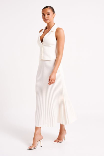 Maze™ - Gilet and Pleated Maxi Skirt