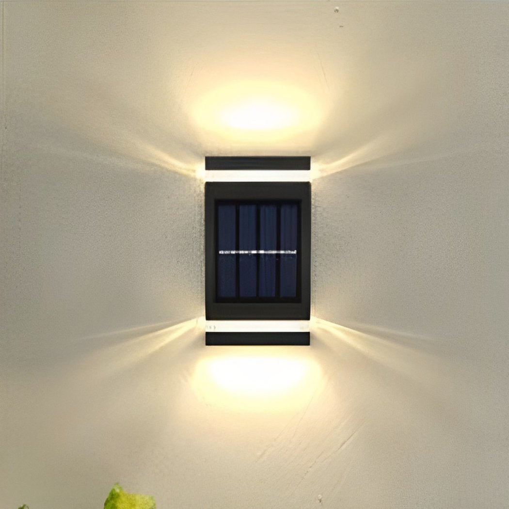 Rechthoekige buiten LED wandlamp op zonne-energie